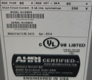 Family Estate home with over 2,000 s/f of living space on Bayou Golf Club in Florida - for sale on GolfHomes.com, golf home, golf lot