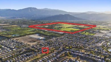 This beautifully designer-decorated 4-bedroom, 3-bath home with on Indian Palms Country Club and Resort in California - for sale on GolfHomes.com, golf home, golf lot