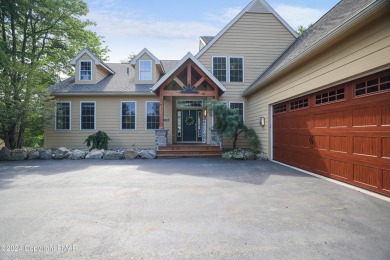 Spectacularly maintained 3-bedroom, 3-bath home located in the on Pinecrest Lake Golf and Country Club in Pennsylvania - for sale on GolfHomes.com, golf home, golf lot