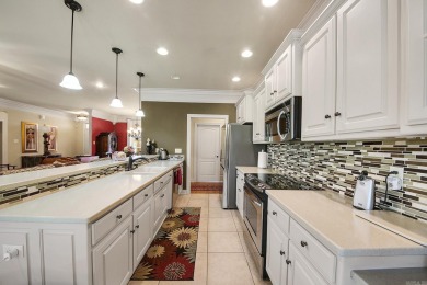 Welcome to 15 Algonquin Drive, a beautiful patio home in the on Greystone Country Club in Arkansas - for sale on GolfHomes.com, golf home, golf lot