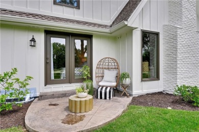 Wow! Perfect 10!! Backs to Leawood South Golf Course on 10th on Leawood South Country Club in Kansas - for sale on GolfHomes.com, golf home, golf lot