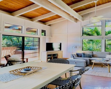 Light, bright  airy, 3 bedroom townhome in best location within on Makai Golf Club At Princeville in Hawaii - for sale on GolfHomes.com, golf home, golf lot