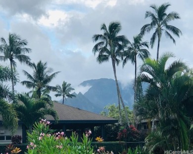 Light, bright  airy, 3 bedroom townhome in best location within on Makai Golf Club At Princeville in Hawaii - for sale on GolfHomes.com, golf home, golf lot