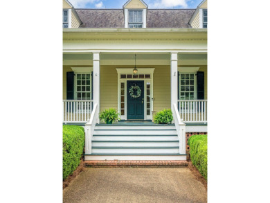 Welcome to Southern Grace, a 2001 masterfully built on Palmetto Golf Club, Inc. in South Carolina - for sale on GolfHomes.com, golf home, golf lot