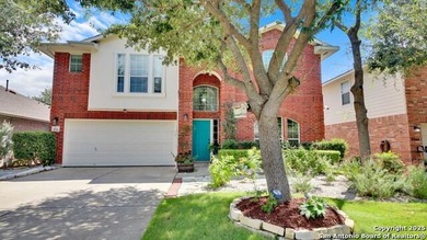 Discover unparalleled comfort and modern elegance in this on The Golf Club At Crystal Falls in Texas - for sale on GolfHomes.com, golf home, golf lot