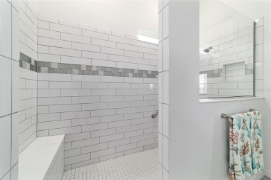Newer construction, spacious 3 bedroom, 3.5 bath Renown with so on Stone Creek Golf Club in Florida - for sale on GolfHomes.com, golf home, golf lot