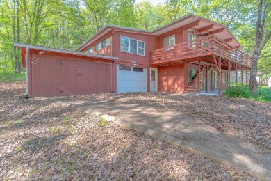 Welcome to the market 60 Cherokee Rd in Cherokee Village on Cherokee Village North Course in Arkansas - for sale on GolfHomes.com, golf home, golf lot
