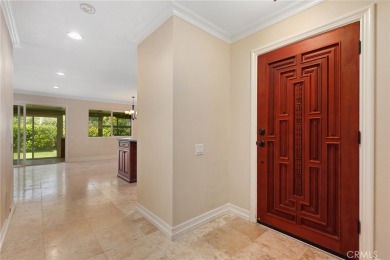 Beautifully updated lower-level Catalina end unit in a peaceful on Leisure Village Par 3 Golf Course in California - for sale on GolfHomes.com, golf home, golf lot