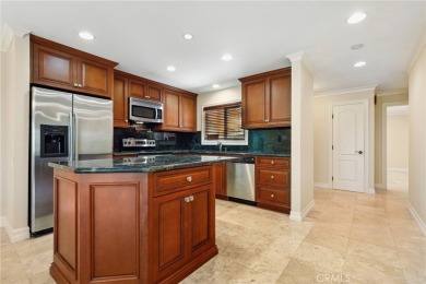 Beautifully updated lower-level Catalina end unit in a peaceful on Leisure Village Par 3 Golf Course in California - for sale on GolfHomes.com, golf home, golf lot