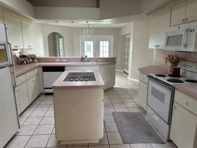 A Substantial Price Reduction!!!!!!Motivated Seller! Non Flood on Glen Lakes Country Club in Florida - for sale on GolfHomes.com, golf home, golf lot