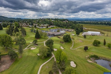 PRICED BELOW APPRAISED VALUE!! Hard to find View of Mt. Hood on Illahe Hills Country Club in Oregon - for sale on GolfHomes.com, golf home, golf lot