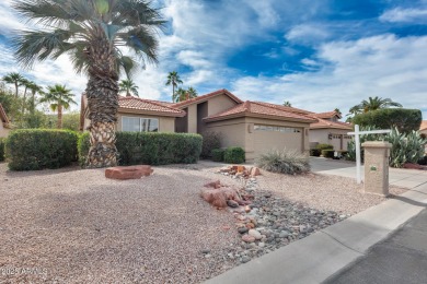 This beautifully remodeled 2-bedroom, 2-bathroom home is nestled on Oakwood Golf Club  in Arizona - for sale on GolfHomes.com, golf home, golf lot