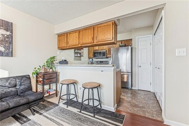 Come see this 2-bedroom, 2-bath condo in the Fairways community on Kiln Creek Golf and Country Club in Virginia - for sale on GolfHomes.com, golf home, golf lot