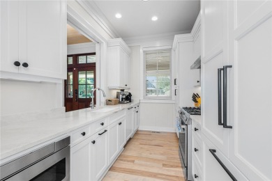 Location, convenience, completely updated, fully furnished, no on The Cliffs At Keowee Falls in South Carolina - for sale on GolfHomes.com, golf home, golf lot