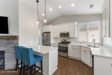 Views! Views! Views! Imagine waking up to sparkling water and on Stoneridge Golf Club in Idaho - for sale on GolfHomes.com, golf home, golf lot