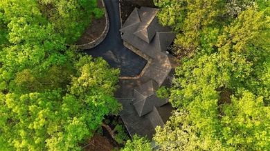 OVER 550 FEET OF SHORELINE! This is a fabulous opportunity to on Big Canoe Golf Club - Cherokee in Georgia - for sale on GolfHomes.com, golf home, golf lot