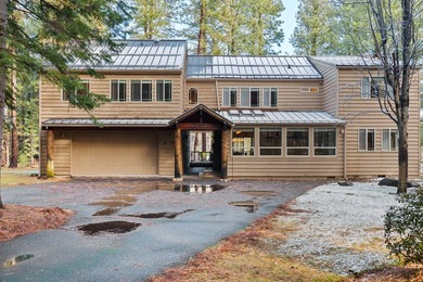 Experience elevated living in Black Butte Ranch with this on Black Butte Ranch Golf Club Big Meadow in Oregon - for sale on GolfHomes.com, golf home, golf lot