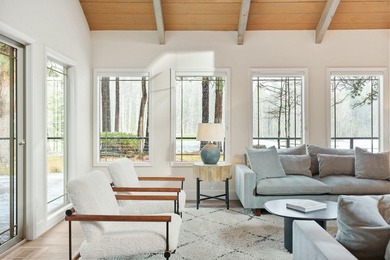 Experience elevated living in Black Butte Ranch with this on Black Butte Ranch Golf Club Big Meadow in Oregon - for sale on GolfHomes.com, golf home, golf lot