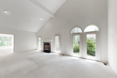 *Elegant Golf Course Home in Serene Cul-de-Sac Location* on Woodside Plantation Country Club in South Carolina - for sale on GolfHomes.com, golf home, golf lot