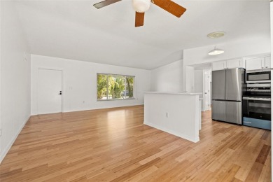 Tropical oasis in Northeast Park Shores! Two bedroom, two bath on The Renaisssance Vinoy Golf Club in Florida - for sale on GolfHomes.com, golf home, golf lot