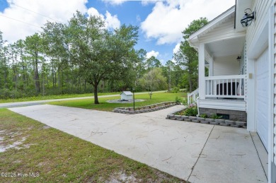 Spacious Living on a Rare .44 acre in Boiling Spring Lakes!

The on The Lakes Country Club in North Carolina - for sale on GolfHomes.com, golf home, golf lot