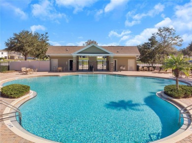 Conservation Lot. Furnished. Front Pond View. Single-story home on Meadow Oaks Golf and Country Club in Florida - for sale on GolfHomes.com, golf home, golf lot