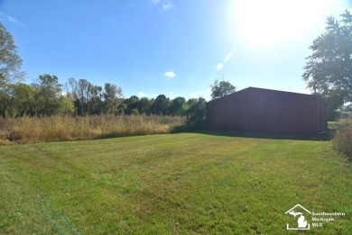 Discover the potential of this 3-bedroom ranch home situated on on Dundee Golf Club in Michigan - for sale on GolfHomes.com, golf home, golf lot