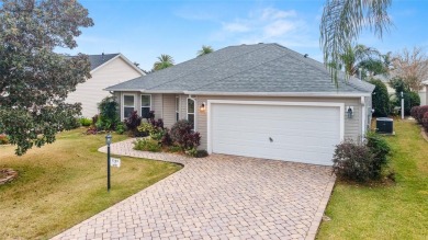 One or more photo(s) has been virtually staged. Village of on The Links of Spruce Creek in Florida - for sale on GolfHomes.com, golf home, golf lot