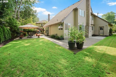 Single owner home with newer roof, new HVAC, newer water heater on Charbonneau Golf Club in Oregon - for sale on GolfHomes.com, golf home, golf lot