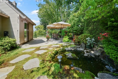 Single owner home with newer roof, new HVAC, newer water heater on Charbonneau Golf Club in Oregon - for sale on GolfHomes.com, golf home, golf lot