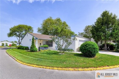 Welcome to this beautifully newly renovate/ updated Masterlodge on Clearbrook Golf Club in New Jersey - for sale on GolfHomes.com, golf home, golf lot