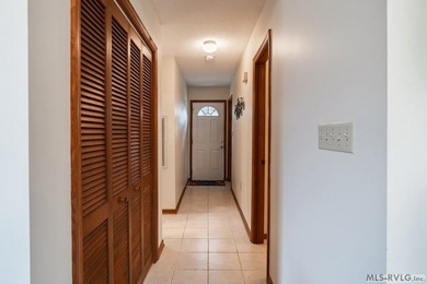 Well-maintained home located in the desirable Tanglewood Shores on Tanglewood Shores Golf Club in Virginia - for sale on GolfHomes.com, golf home, golf lot