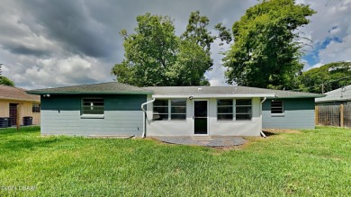 ***HOT HOME ALERT*** NEW ROOF!!!  Beautifully renovated South on Daytona Beach Golf Club in Florida - for sale on GolfHomes.com, golf home, golf lot