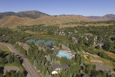 This one-of-a-kind custom condo in the Ridge on the Elkhorn Golf on Elkhorn Golf Club in Idaho - for sale on GolfHomes.com, golf home, golf lot