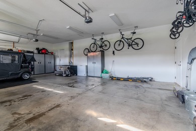 Luxury Living on the Eagle Point Golf Course! Enjoy Year-Round on Veterans Memorial Golf Course in Oregon - for sale on GolfHomes.com, golf home, golf lot