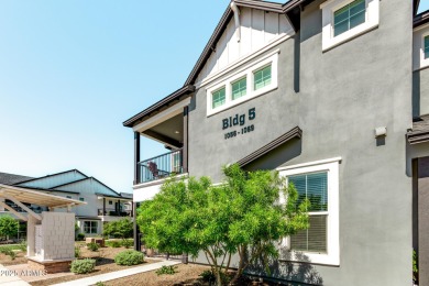 SINGLE LEVEL (LOWER LEVEL) CONDO! A charming foyer welcomes you on Sterling Grove Golf & Country Club in Arizona - for sale on GolfHomes.com, golf home, golf lot