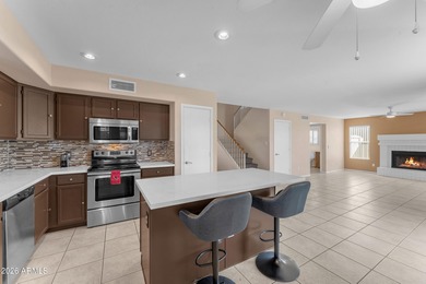 Beautiful Newly Updated Home in Prime Location 2 blocks from on Desert Mirage Golf Course in Arizona - for sale on GolfHomes.com, golf home, golf lot