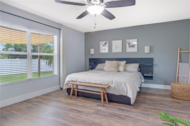 ***PLEASE TAKE A WALK THROUGH YOUR NEW HOME WITH THE 3D on Bobcat Trail Golf Club in Florida - for sale on GolfHomes.com, golf home, golf lot