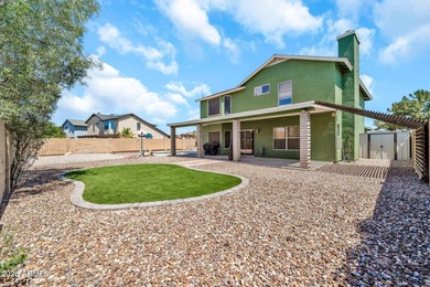 Beautiful Newly Updated Home in Prime Location 2 blocks from on Desert Mirage Golf Course in Arizona - for sale on GolfHomes.com, golf home, golf lot