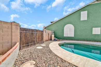 Beautiful Newly Updated Home in Prime Location 2 blocks from on Desert Mirage Golf Course in Arizona - for sale on GolfHomes.com, golf home, golf lot