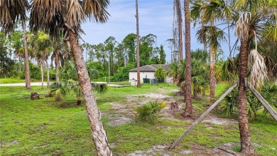 ***PLEASE TAKE A WALK THROUGH YOUR NEW HOME WITH THE 3D on Bobcat Trail Golf Club in Florida - for sale on GolfHomes.com, golf home, golf lot