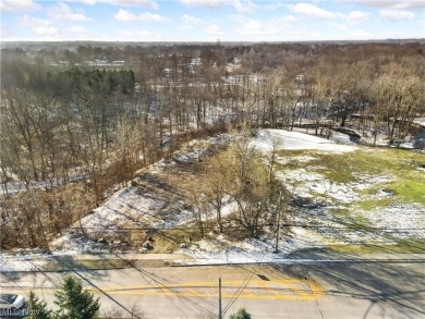 Come check out this prime 1.62 acres of residential land in on Fox Creek Golf and Racquet Club in Ohio - for sale on GolfHomes.com, golf home, golf lot