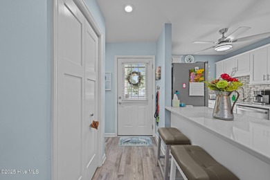 Now being offered *FURNISHED* This beautifully remodeled 2 bed on Harbour Point Golf Club in North Carolina - for sale on GolfHomes.com, golf home, golf lot