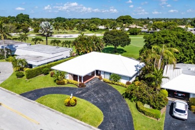 RARE 4-BEDROOM SINGLE FAMILY HOME WITH SWEEPING FAIRWAY on Atlantis Golf Club in Florida - for sale on GolfHomes.com, golf home, golf lot