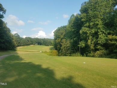 NICE BUILDABLE LOT IN LAKE ROYALE!!! ALMOST HALF- ACRE! Build on River Golf and County Club at Lake Royale in North Carolina - for sale on GolfHomes.com, golf home, golf lot