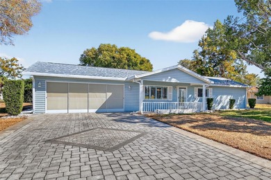 Welcome to your NEW HOME in SPRUCE CREEK SOUTH! This beautiful on The Links of Spruce Creek in Florida - for sale on GolfHomes.com, golf home, golf lot