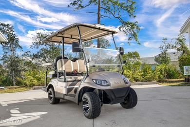 Beautiful Turn-Key Camellia Cottage offering 2 bedrooms, 2 baths on LPGA International Golf Course in Florida - for sale on GolfHomes.com, golf home, golf lot