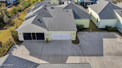 Beautiful Turn-Key Camellia Cottage offering 2 bedrooms, 2 baths on LPGA International Golf Course in Florida - for sale on GolfHomes.com, golf home, golf lot