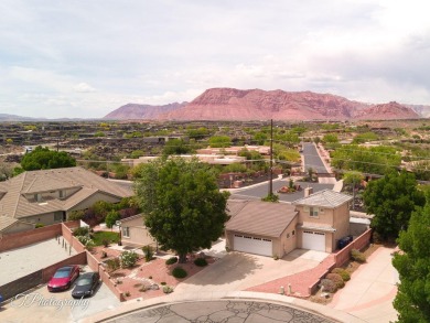 Fantastic home located at the end of a cul-de-sac in Canyon on Entrada at Snow Canyon in Utah - for sale on GolfHomes.com, golf home, golf lot