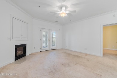 This 3 BR, 2.5 bathroom Osprey Ridge end unit condo in the on Sea Trail Golf Resort in North Carolina - for sale on GolfHomes.com, golf home, golf lot
